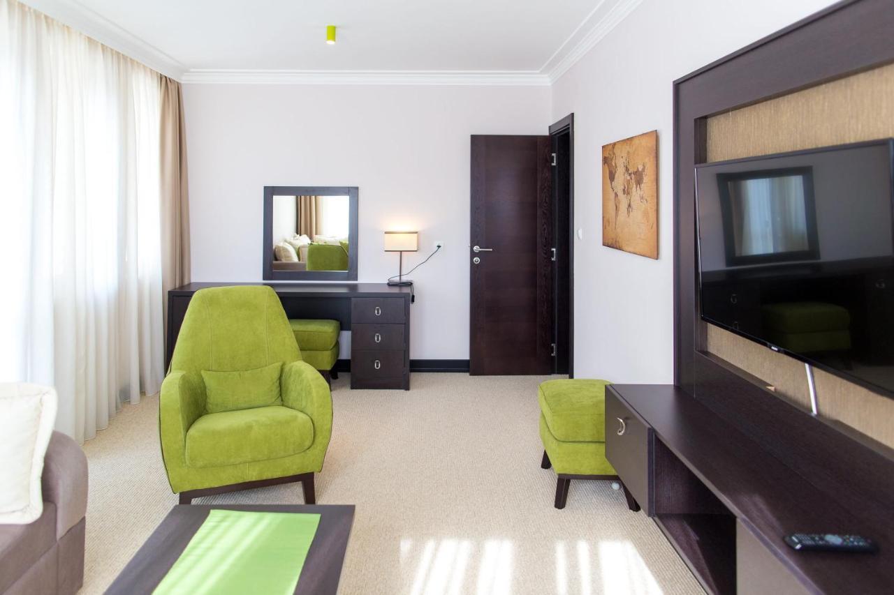 Hotel Swiss Holiday Budva Exterior foto
