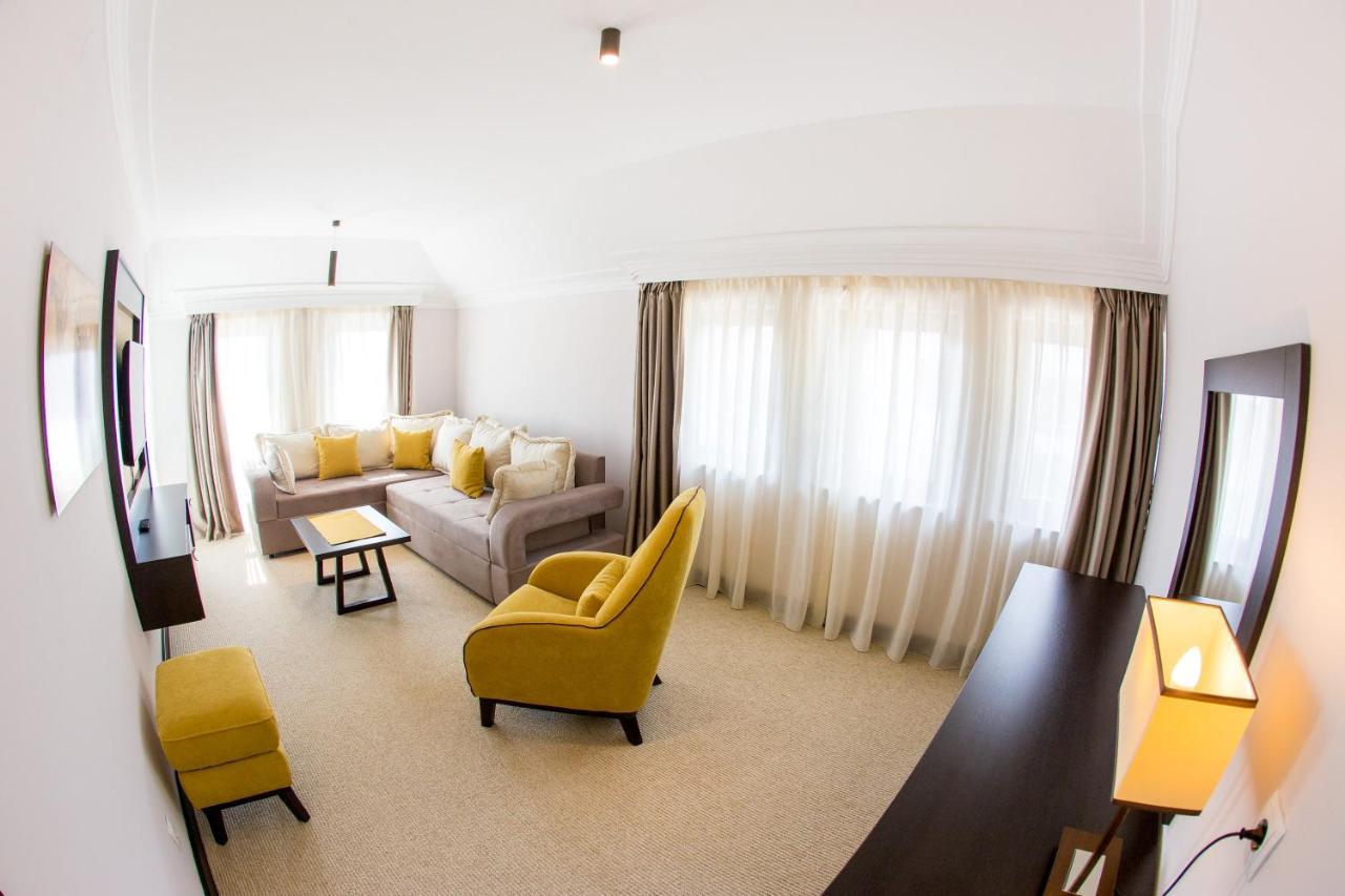 Hotel Swiss Holiday Budva Exterior foto