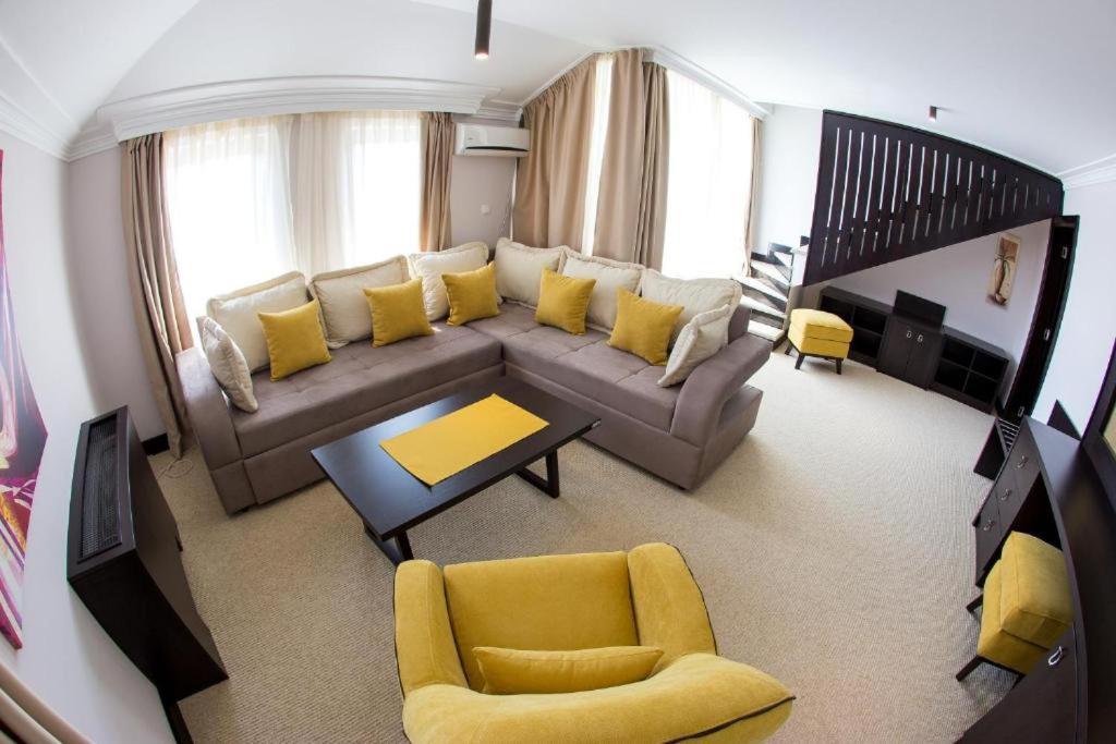 Hotel Swiss Holiday Budva Exterior foto