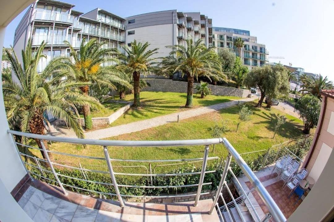 Hotel Swiss Holiday Budva Zimmer foto